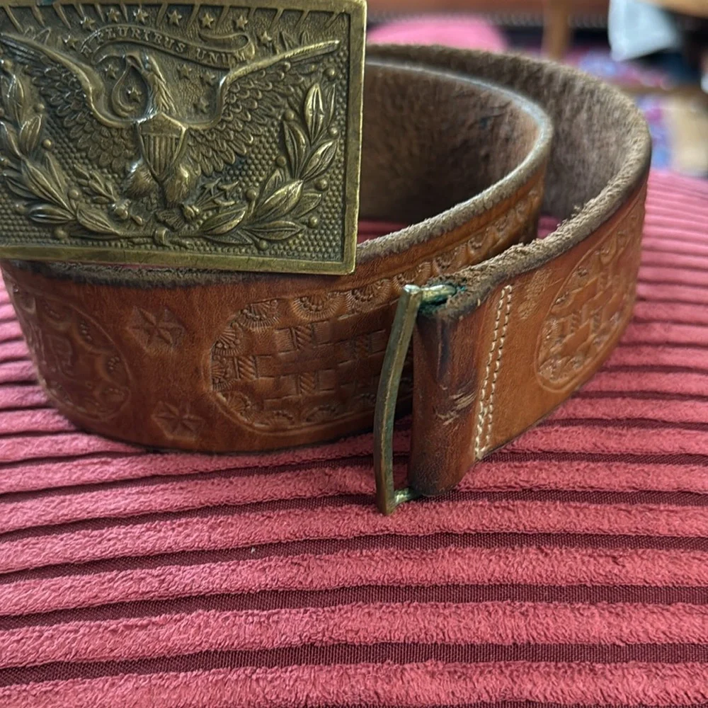 Civil War era U.S. Officer's Model 1851 Pattern Rectangular Sword Belt Plate. - Picture 9 of 10